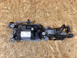 Compresseur suspension Porsche Macan OEM 95B616006G