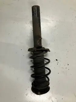 Etujousi OEM 3Q0413031BN Passat B8:lle