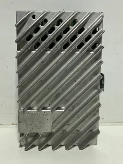 BMW Audio-vahvistin OEM 6846905XX - Käytetty