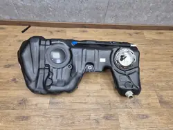 BMW F30 F31 F32 F33 F36 Diesel Bränsletank med Pump 7294609