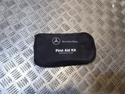 Första hjälpen-kit Mercedes-Benz E W212 A2048200056
