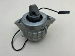 Mercedes moottorin tuki OEM A167240 GLE W167