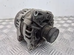 Mercedes B180 W246 W242 Vaihtovirtageneraattori A0009061903