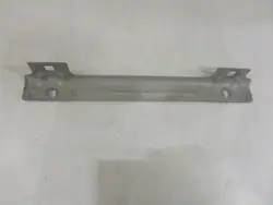 Framre höger stänkskärmsfäste OEM A1718811014 Mercedes