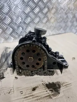 Pompe à huile Opel OE OEM 55509128 pour Insignia B 1.6cdti