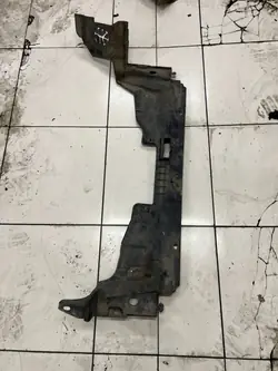 Bouclier inférieur Honda Accord VI OEM 74111-s1a-e000