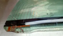Vitre de hayon arrière OEM 131437/VOLVOMAR Land Rover