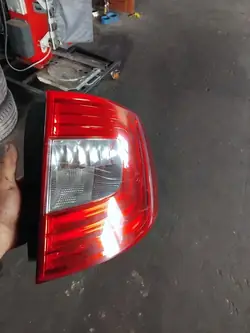 Lámpara Trasera Derecha Skoda Superb II Lift 13- Kombi 3T9945096B