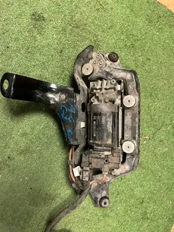 Compressore sospensione Audi A6 C7
