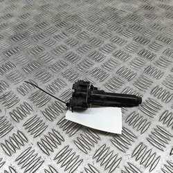 Toyota RAV 4 (XA40) 2015 Oikea Ajovalopesuri OEM