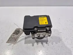 ABS-pumppu OEM 44510-02230 Toyota Aurisille