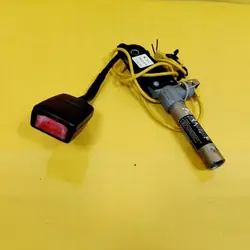 Boucle de ceinture OEM DRC100825 gauche avant Ford Puma