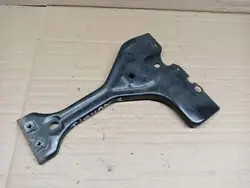 VW Tiguan 5N Huvenlås Stöd 2007-2016 5N0805567B