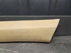 OEM Oslona slupka prawa Mercedes w123 Cubrepilar derecho