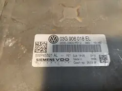 ECU motor usado OEM 03G906018EL para Skoda Octavia I