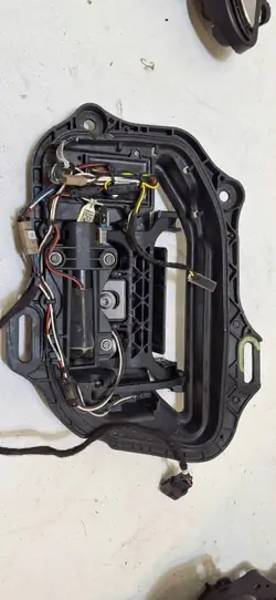 Poignée Porte Arrière Droite Tesla Model S OEM 100737400L
