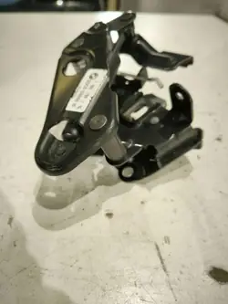 BMW Motorhuvelås OEM 718376210 för 7-serien F01/F02
