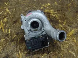 AUDI A4 B8 A5 A6 2.7 TDI Turboahtimen Aktuaattori 059145721G