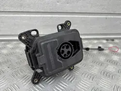 IG AUTO PEŁCZYN GNIAZDO RIVIAN Laddningsuttag