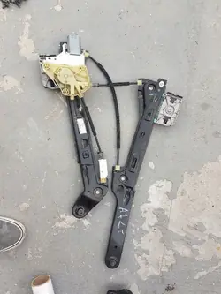 OEM 4G8839461C Audi A7 Etuikkuna Nostin Vasen