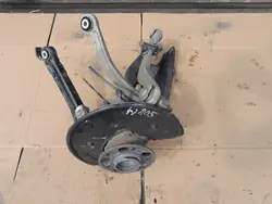 Vänster baknav Mercedes W205 A2053500141