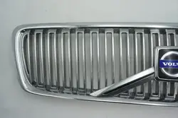 Grill Volvo V70 8659875