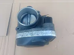 Corpo de borboleta Mini OE OEM 13547509 - Usado