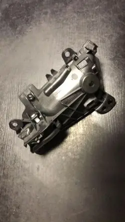 Poignée intérieure arrière gauche BMW 5 E60/E61 OEM 514172404
