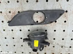 Phare antibrouillard avant OEM 768798 Mercedes-Benz B W245