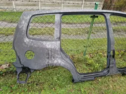 Garniture d'aile arrière droite VW Touran Lift 10-15 OEM