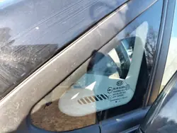 Vitre avant gauche OEM szyba L.P Carens III Kia Carens