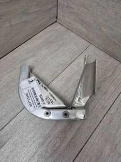 Support Radiateur Droit Ferrari 488 GTB OEM 87762300