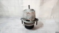 Moottorin tuki OEM 7L8199131F VW Touareg 7P/Audi Q7