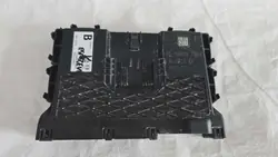 Module de Commande Renault OE 284Z17227R pour Espace VI