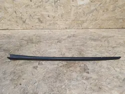 Audi Q3 8U Vasen Tuulilasin Lista OEM 8U0854327