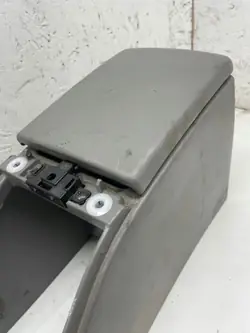 Subaru Forester SG konsoli käsinoja OEM 92174SA000