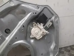 VW Fönsterregulator OEM 1K0959703P - Begagnad