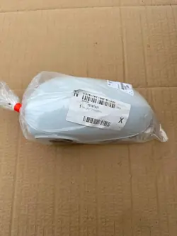 Opel Corsa D Vasemman Puolen Peilin Kotelo 13187631