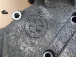 Couvercle de distribution BMW OEM 7786751 M57D30