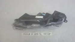 Tesla OEM 1624797-00-A Vasen Etuvalo Halogeeni LED