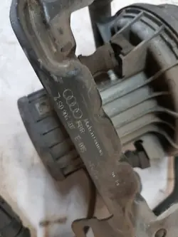 Pompe à air secondaire Audi R8 Plus OEM 4S0906601B