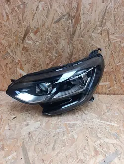 Farol Esquerdo Renault Megane IV 2016- KNKI86TH