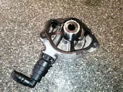 Mercedes-tyhjöpumppu OEM A6512300165 Sprinterille