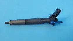 MERCEDES W206 C220 2.0 CDI Injektor A6540700400