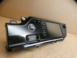 Radionäytön kehys OEM 9812720580 Citroen C4 II Picasso:lle