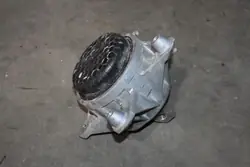 Vasen moottorin kiinnike OEM A1672405300 Mercedes