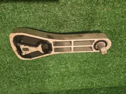 Volvo Vaihteiston Kiinnike OEM 31330591 - Käytetty Kunnossa