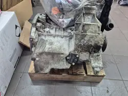 BMW F23 F25 Oljetunna 328i 428i OEM 7601942 8608779