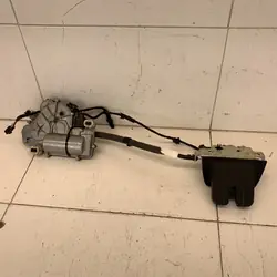 Bagagelås + fäste AUDI A4 B9 8W Avant 2016