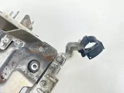 Batterihållare Nissan Qashqai 2015